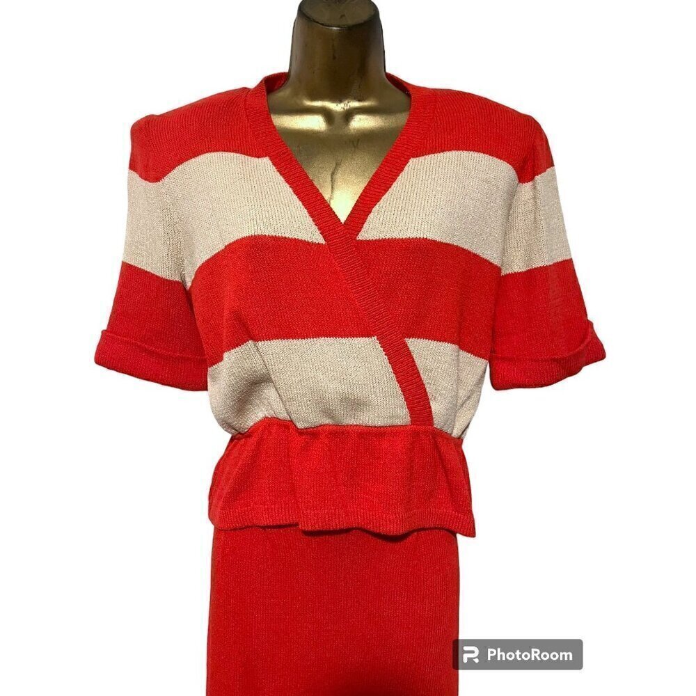 Vintage St John Two Piece Set 8 Pencil Skirt Peplum Sweater Capsule Resort - Picture 3 of 8